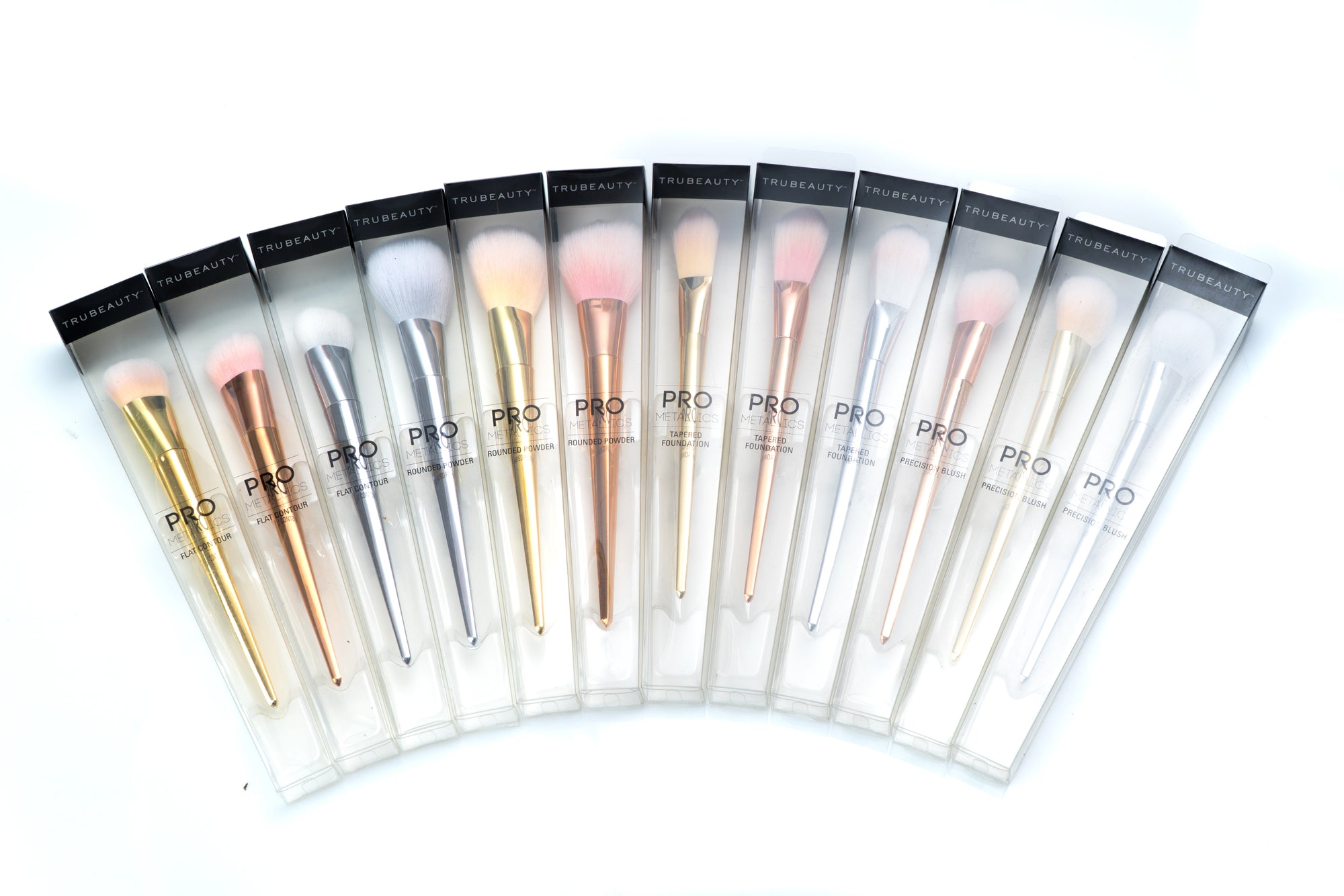 Over 90,000 Makeup Brushes Donated to Help Women in Need