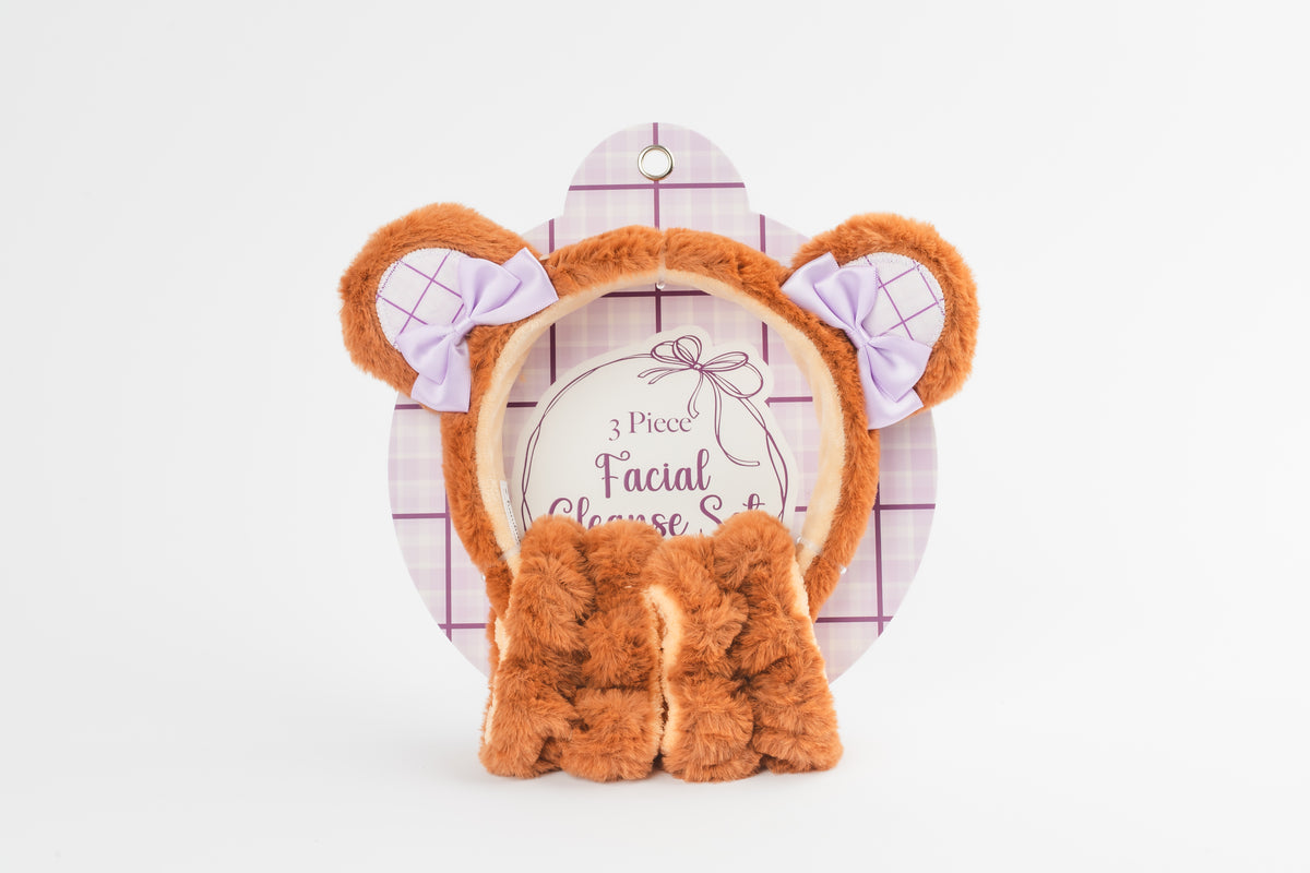 CL8633 Coquette Teddy Bear 3pc Facial Cleanse Set in packaging