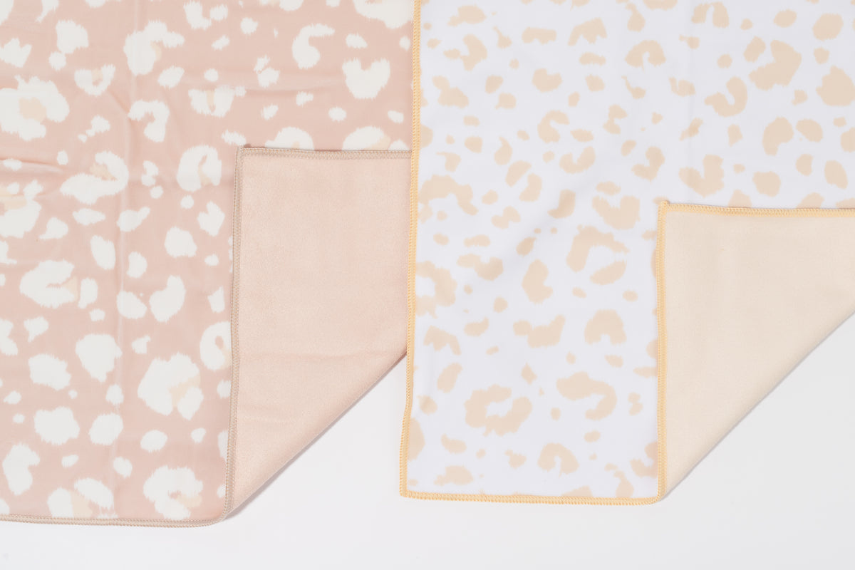 Sleek Chic Self Adhesive Beauty Cloths (2 Pack)