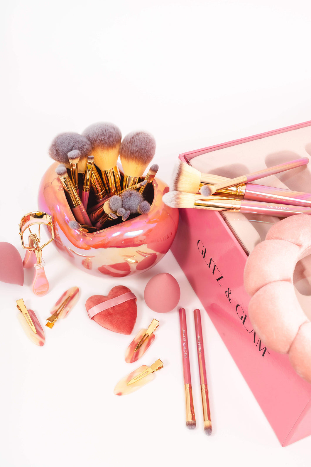 LIMITED EDITION | IRIDESCENT HEART Mega Glitz & Glam | 31pc Essentials Collection Brush Set | GG4392