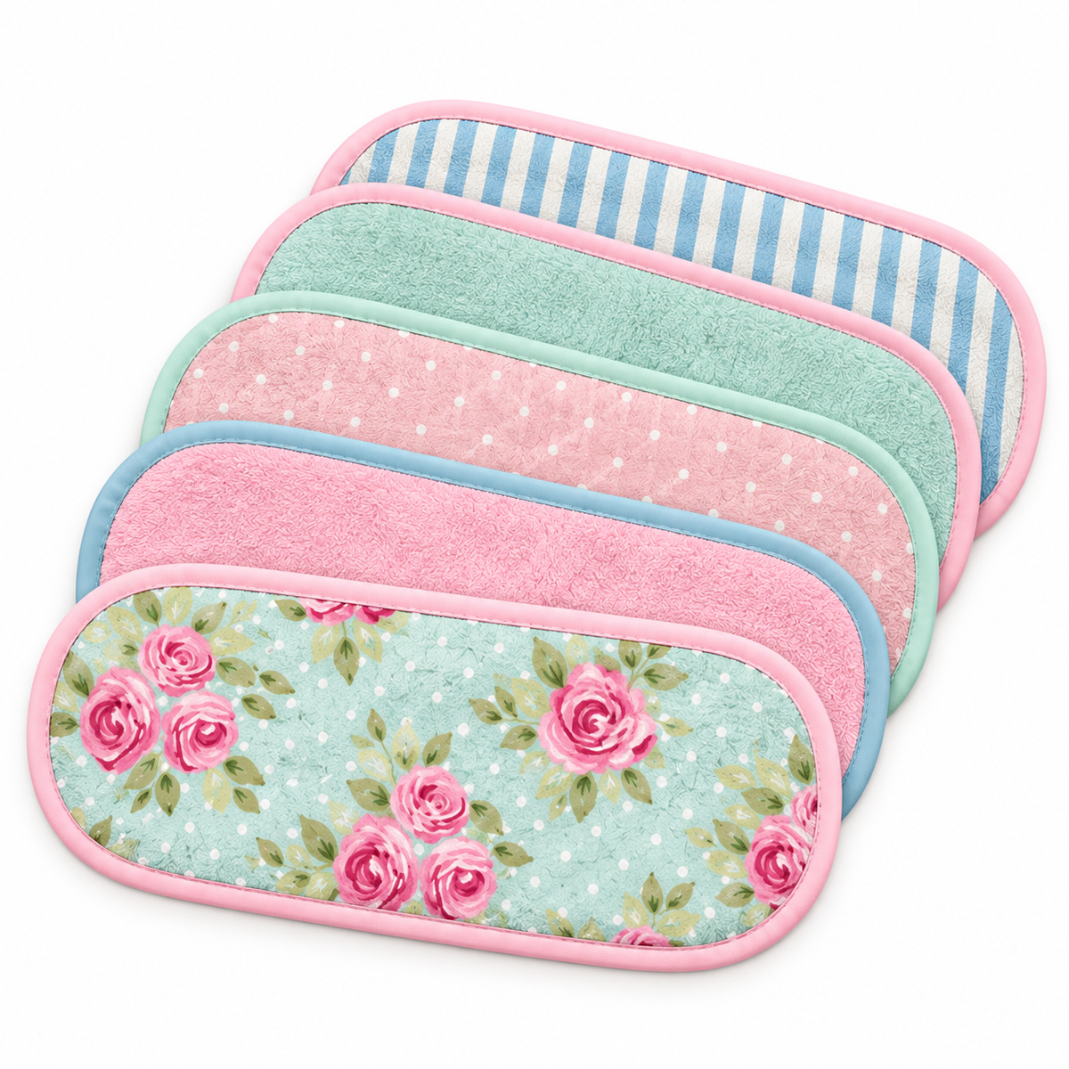 Shabby Chic five-pack makeup remover towels shown in a wide compact fan, SKU MU0077