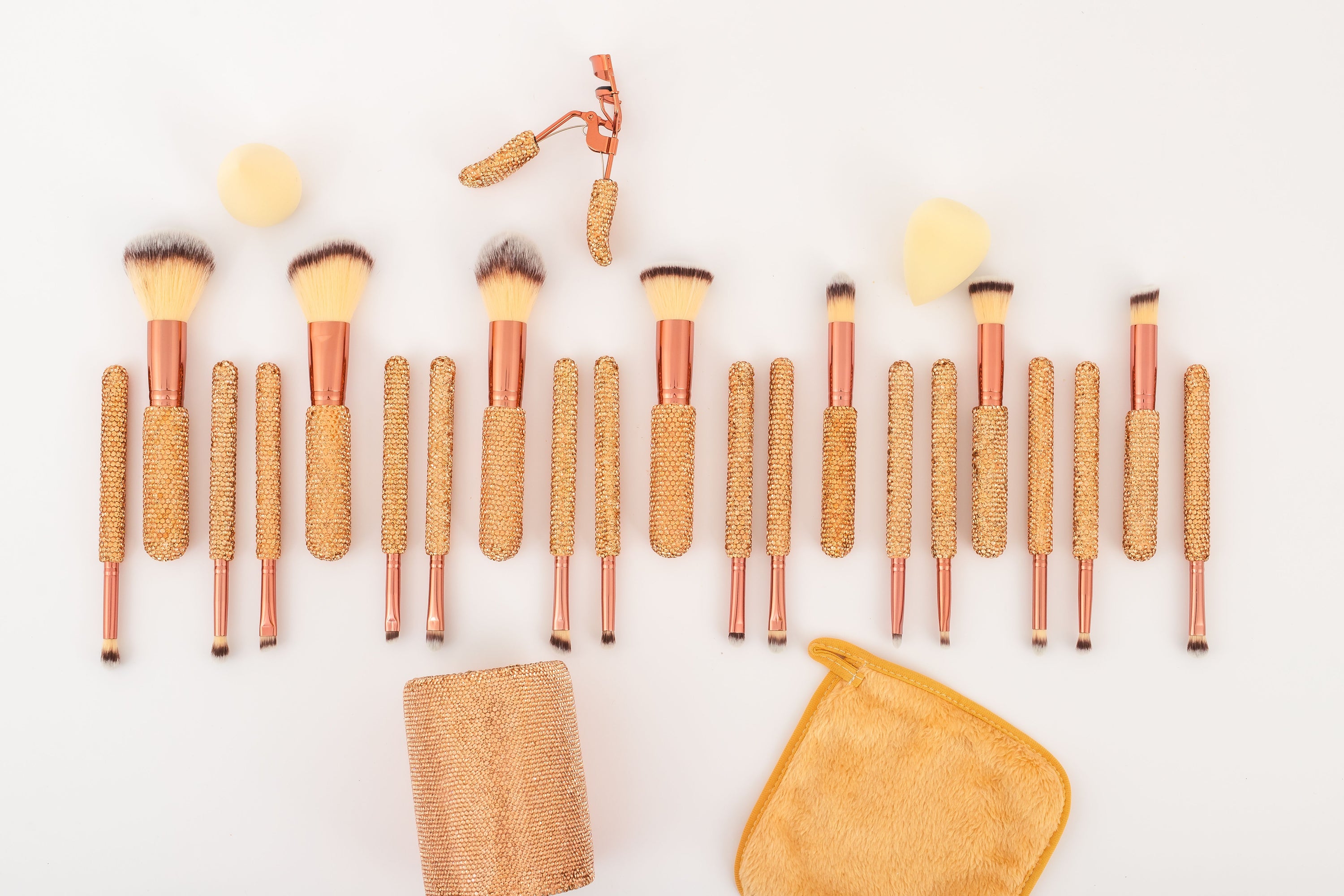 LIMITED EDITION | CHAMPAGNE Glitz & Glam | 26pc Essentials Collection Brush Set | MU9682