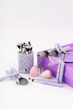 Load image into Gallery viewer, BLINGY PEARL Glitz &amp; Glam | 26pc Essentials Collection Brush Set | MU9690
