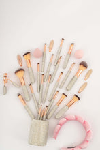Load image into Gallery viewer, SILVER/PINK Glitz &amp; Glam | 30pc Essentials Collection Brush Set | MU9887
