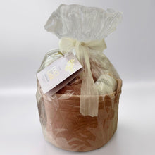 Load image into Gallery viewer, TRUSPA GIFT BASKET- DUSTY MUAVE
