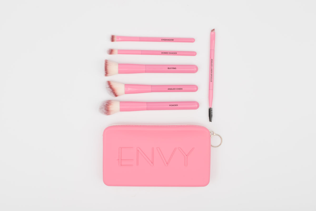 Pink Carnation ENV18892 six brushes and silicone case