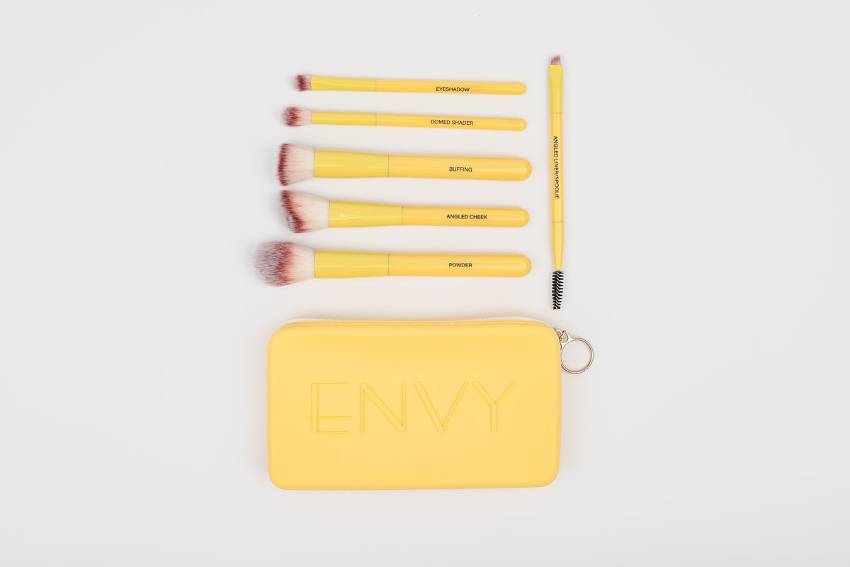 Lemon Drop ENV18894 six brushes and silicone case