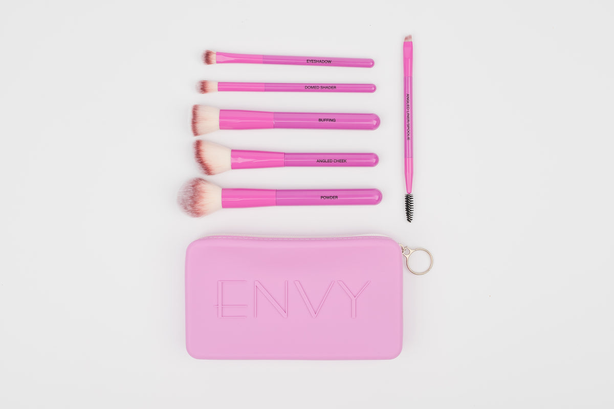 Radiant Orchid six brushes and pink silicone case