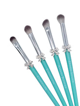 Load image into Gallery viewer, THE TIFFANY SET/BLING BOW Glitz &amp; Glam | 9pc Essentials Collection Brush Set | MUB430
