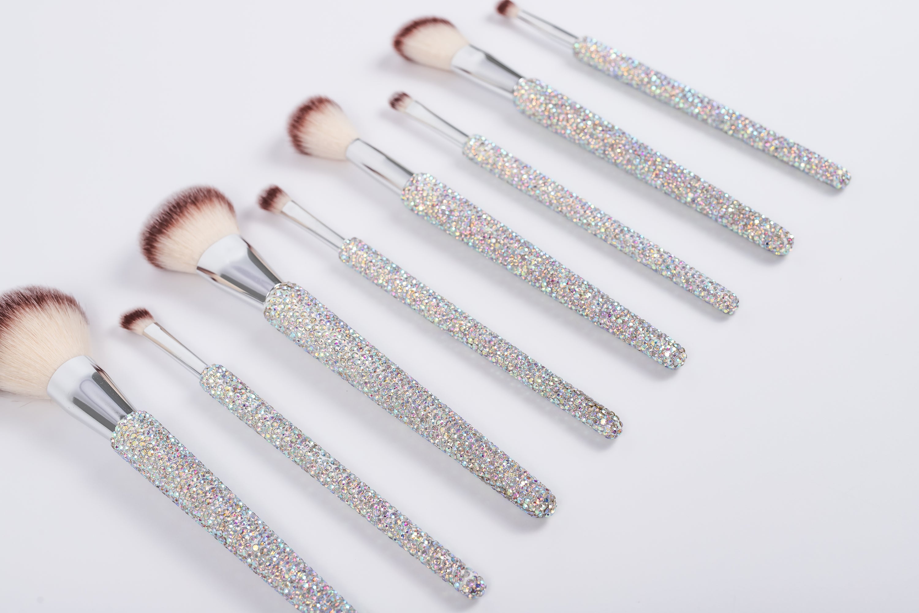 Chunky Silver Tin Glitz & Glam | 10pc Essentials Collection Brush Set | GG4757