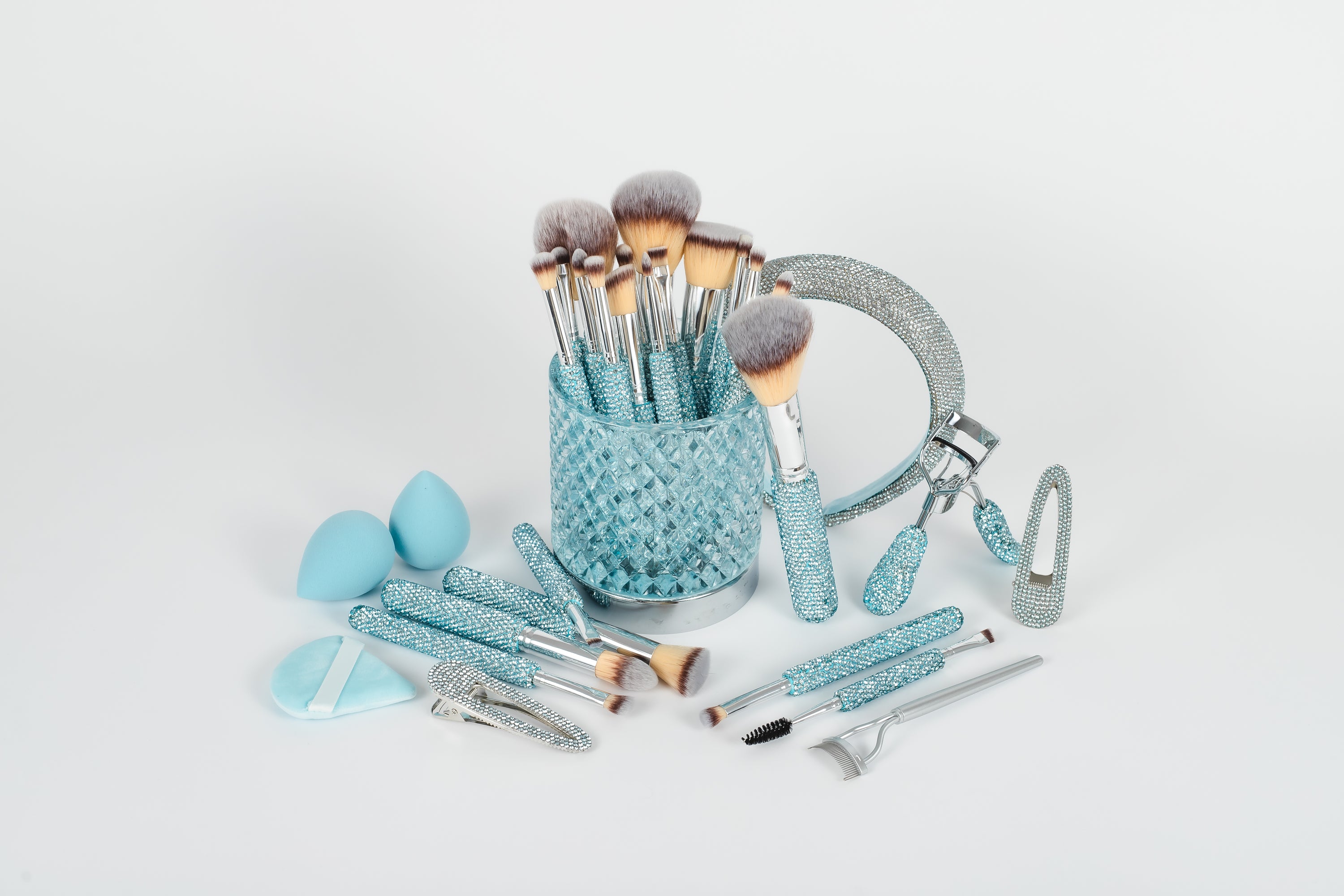 PRE ORDER | ICY BLUE BLING Mega Glitz & Glam | 30pc Essentials Collection Brush Set | GG4461