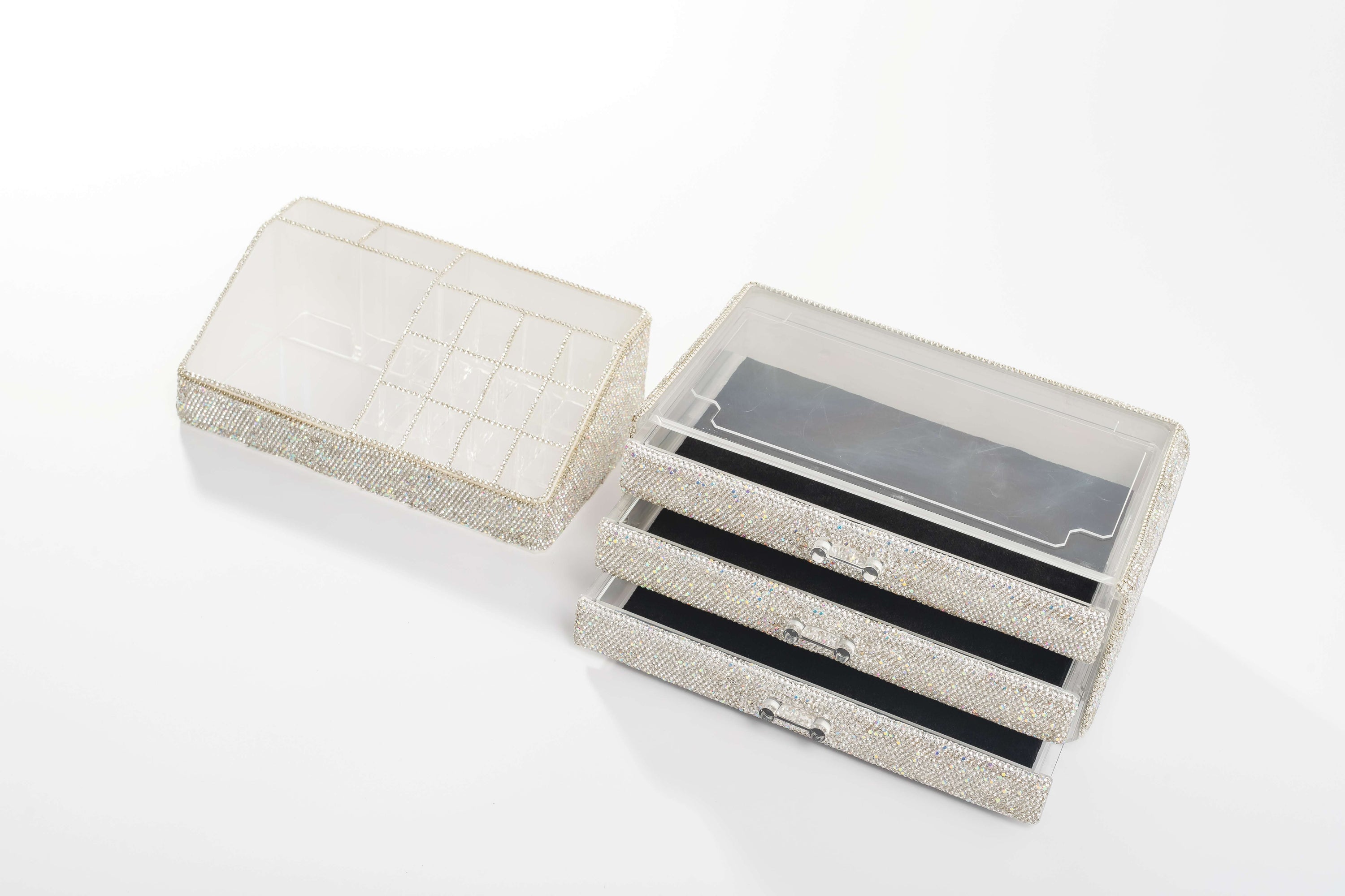GLITZ & GLAM MAKEUP ORGANIZER | HO9673