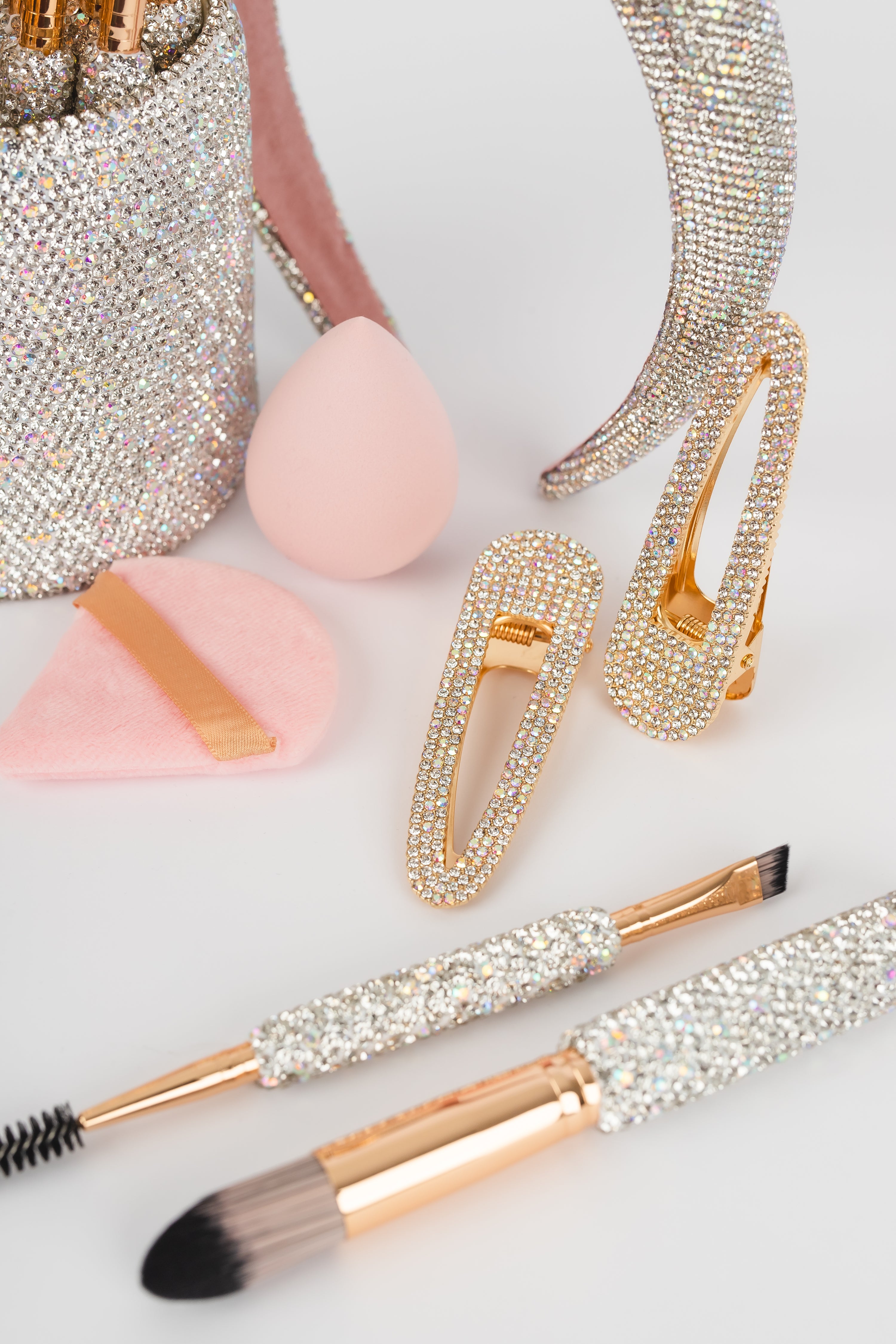 SILVER/PINK Glitz & Glam | 29pc Essentials Collection Brush Set | MU9887