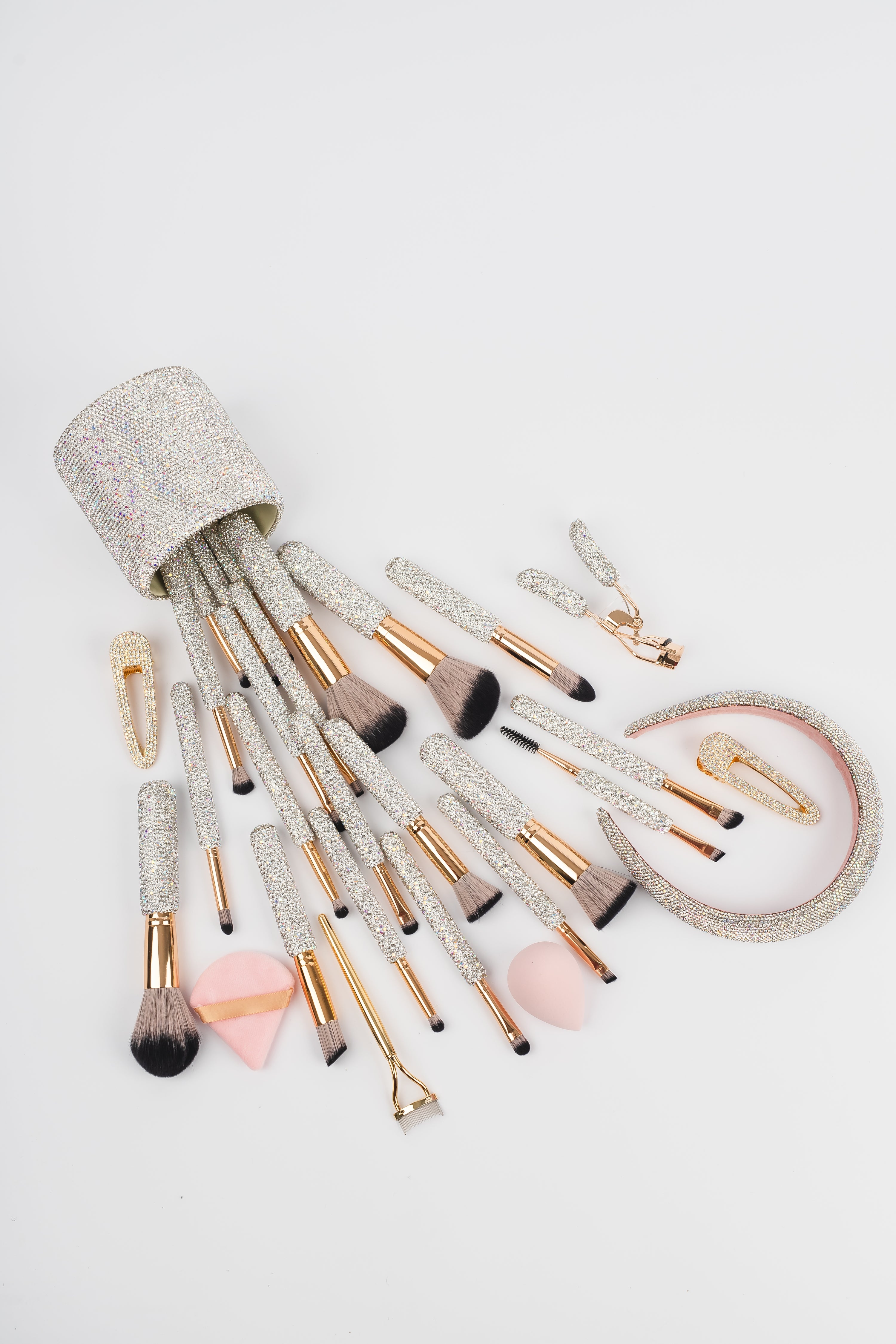 SILVER/PINK Glitz & Glam | 29pc Essentials Collection Brush Set | MU9887