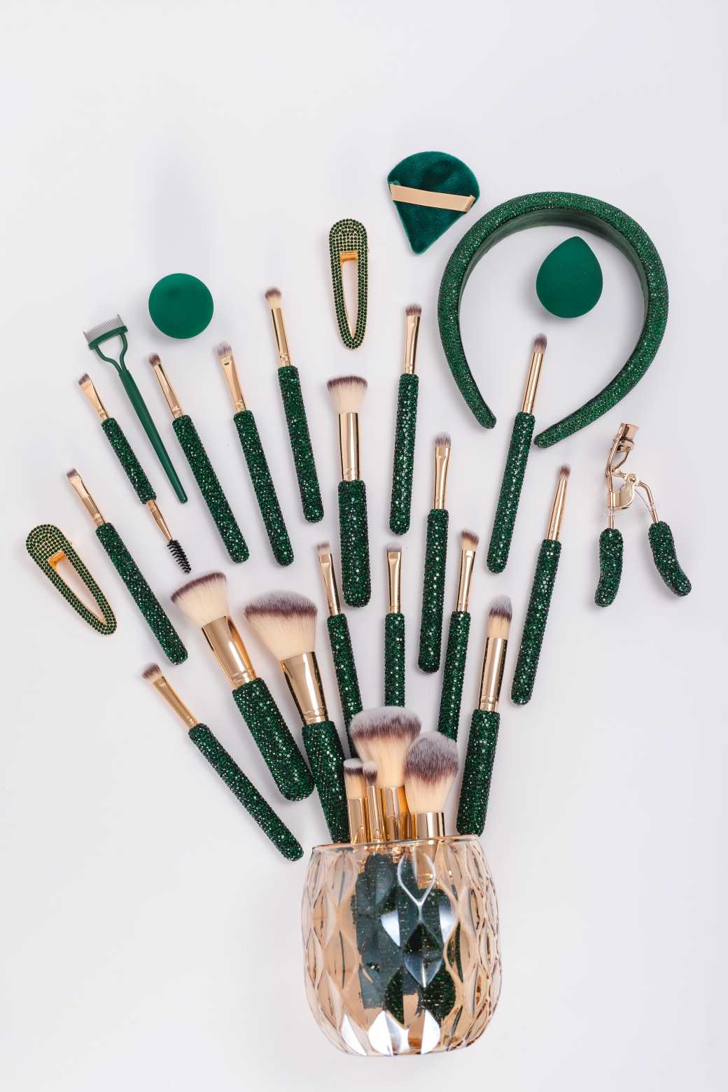 PRE ORDER | EMERALD GREEN BLING Mega Glitz & Glam | 32pc Essentials Collection Brush Set | GG4585