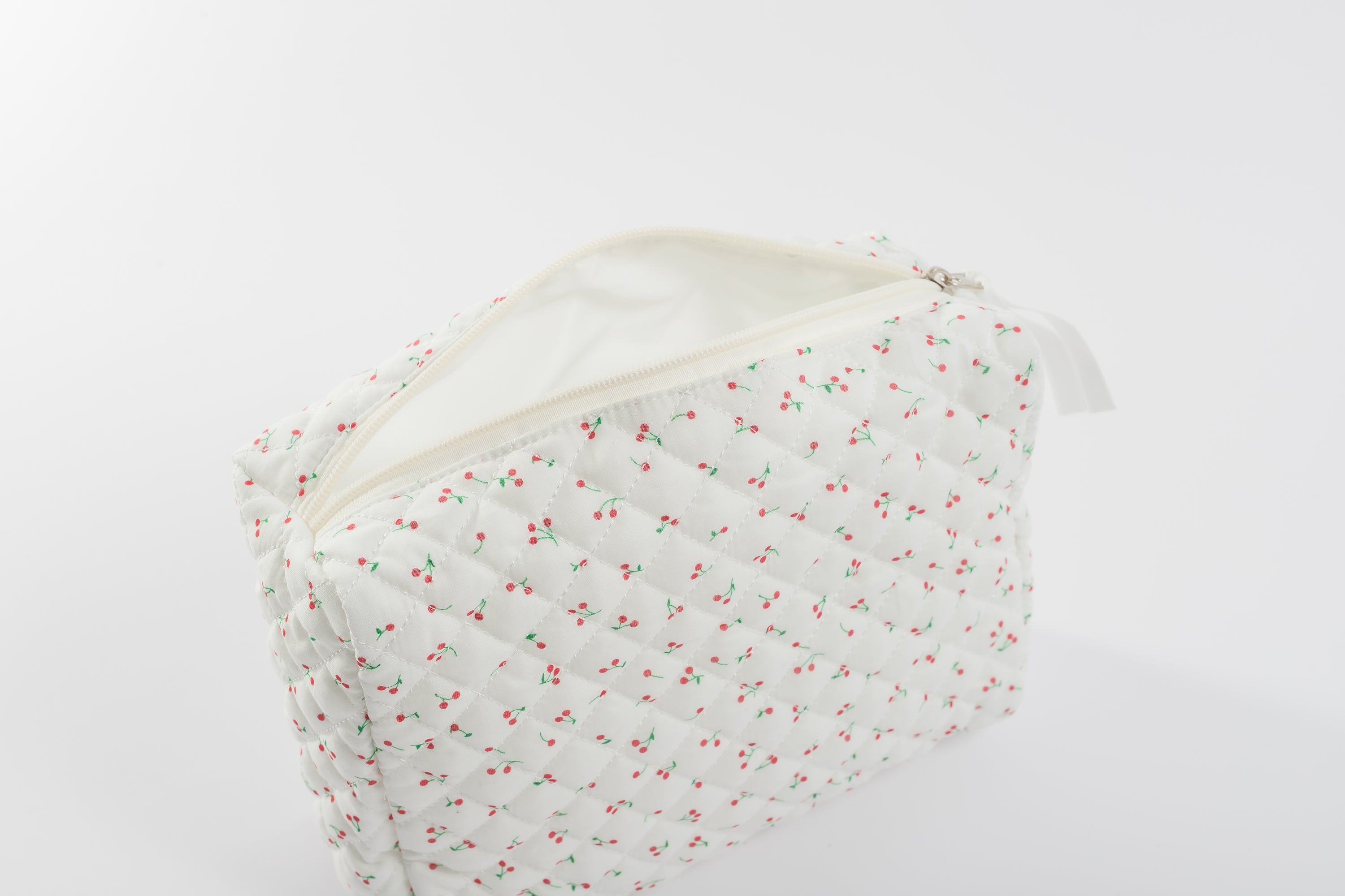 QUILTED COSMETIC BAG