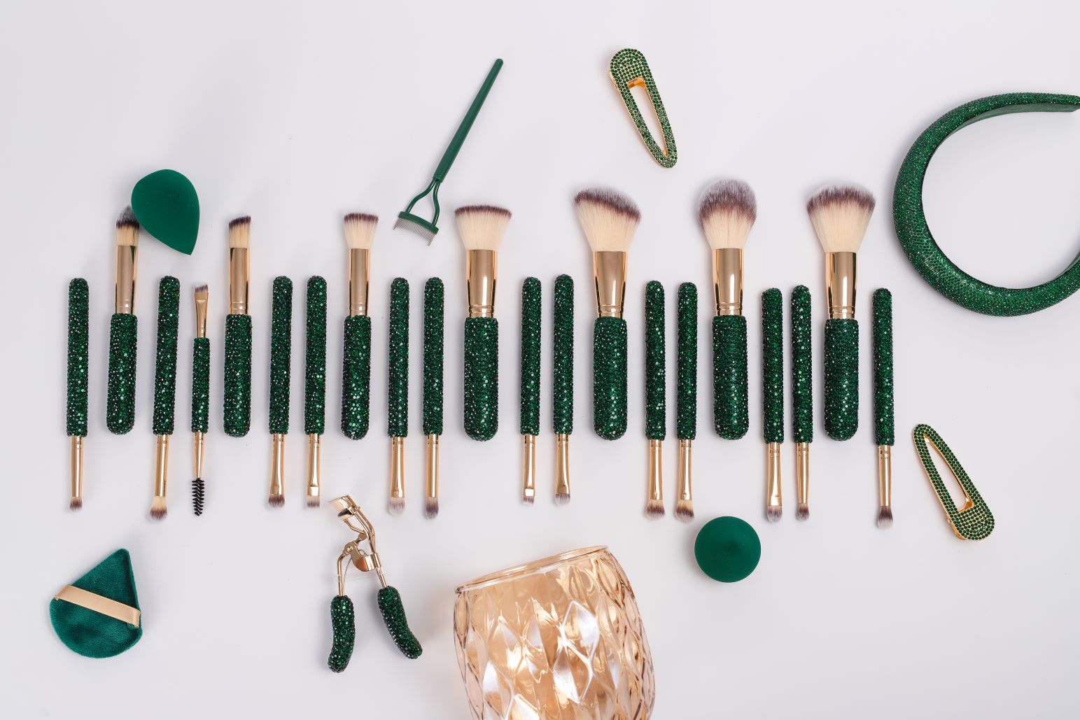PRE ORDER | EMERALD GREEN BLING Mega Glitz & Glam | 32pc Essentials Collection Brush Set | GG4585