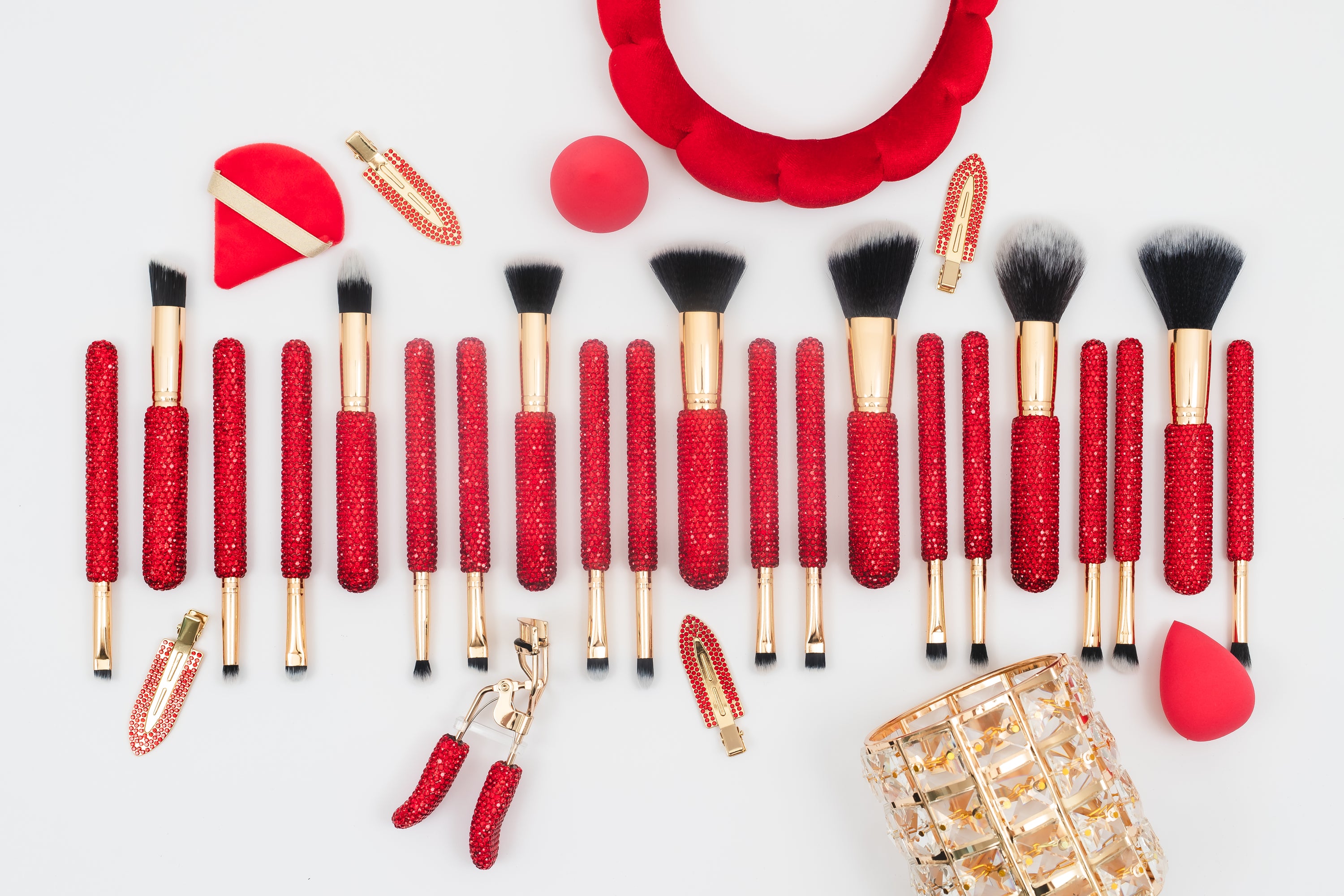 CHERRY BLING Mega Glitz & Glam | 31pc Essentials Collection Brush Set | GG4328
